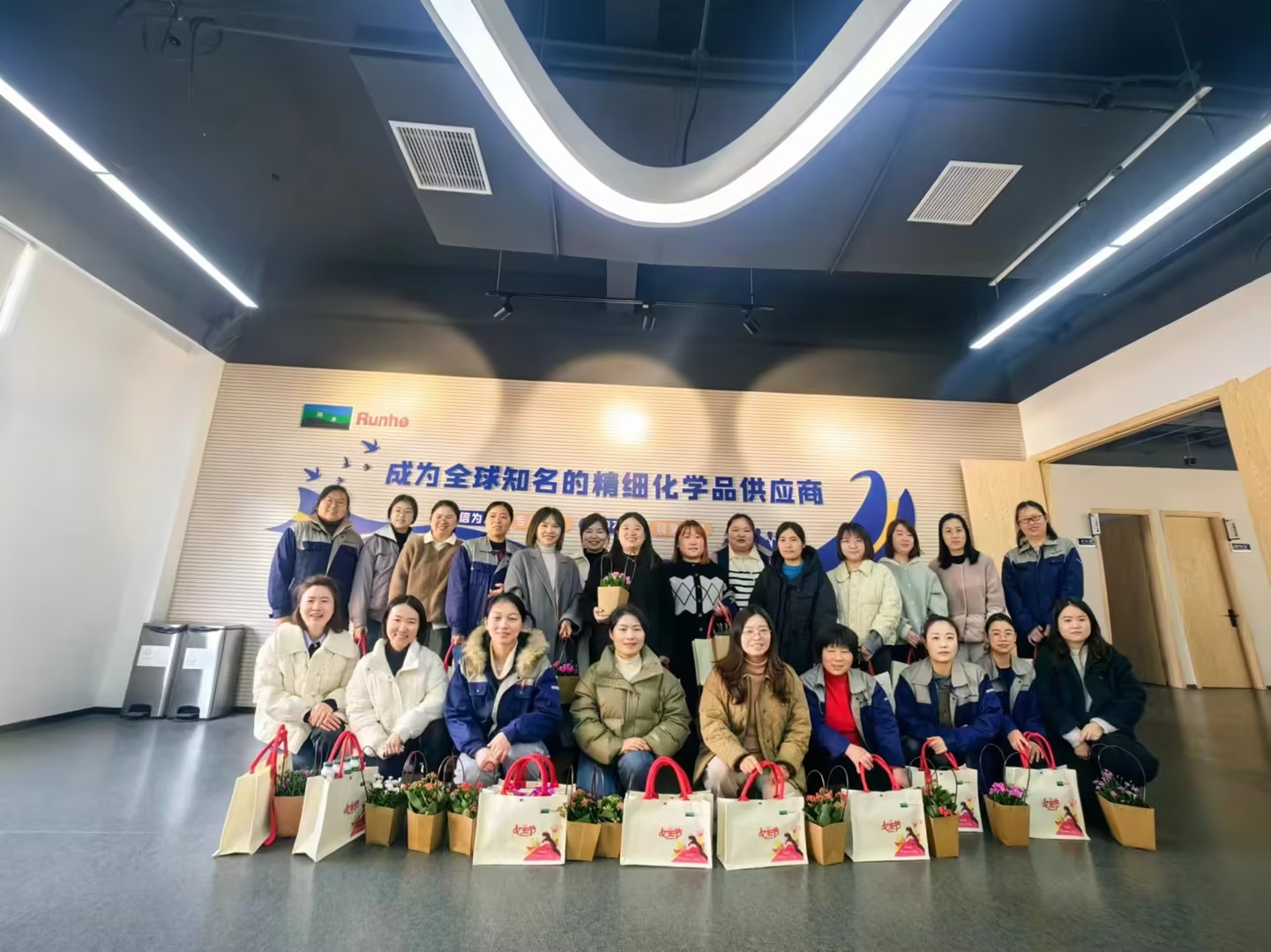 少妇真人直播免费视频