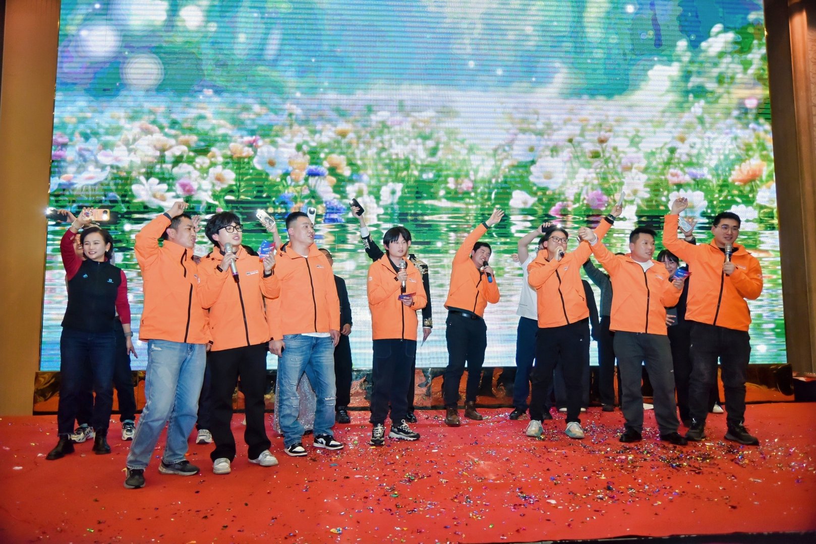 少妇真人直播免费视频