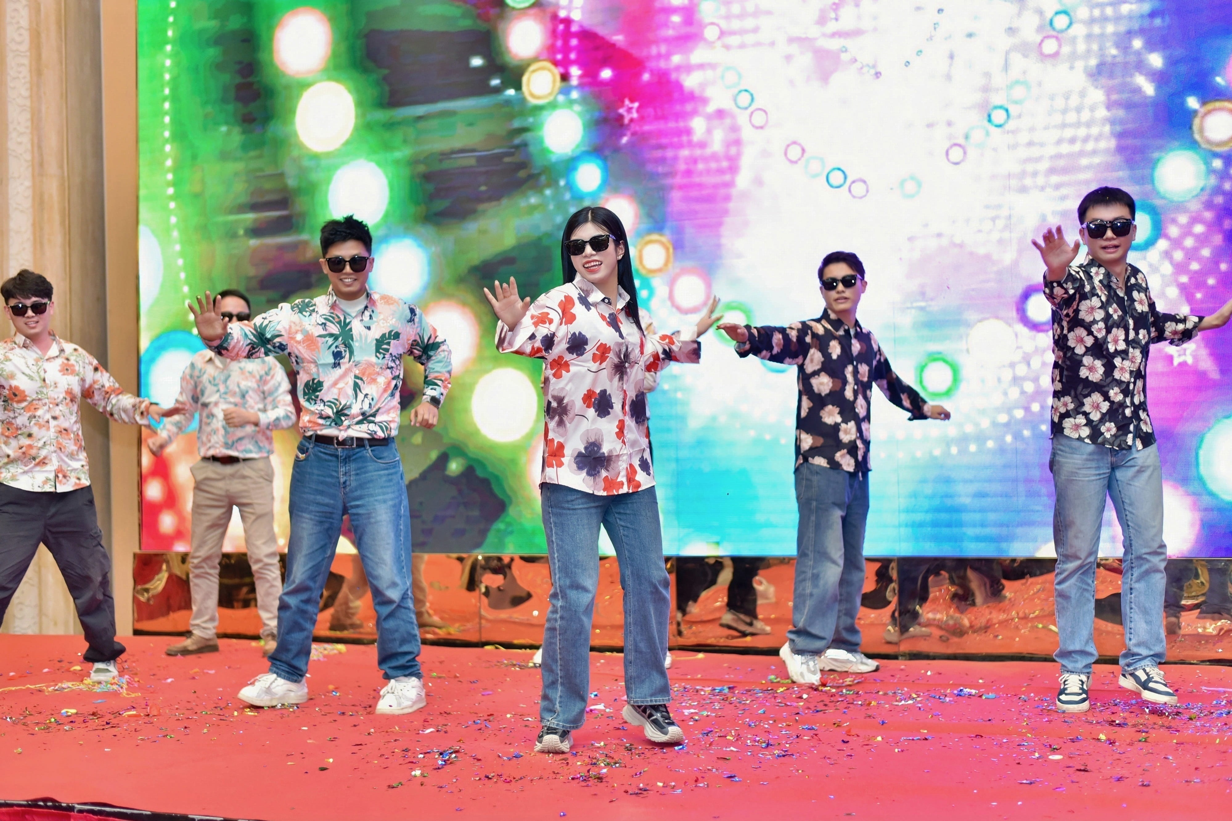 少妇真人直播免费视频