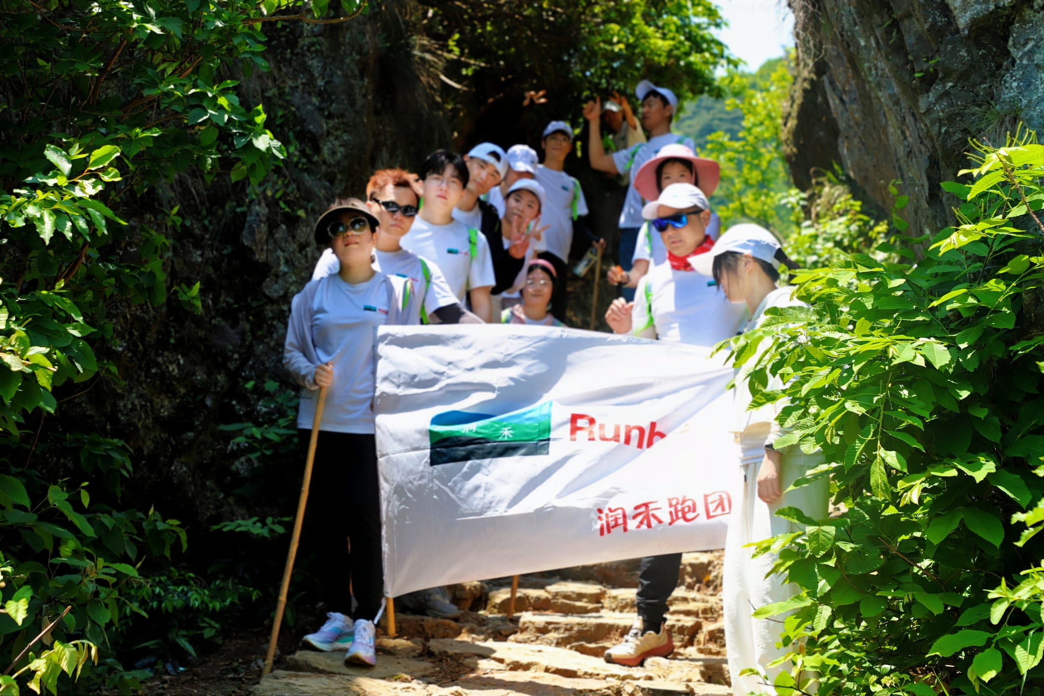 少妇真人直播免费视频